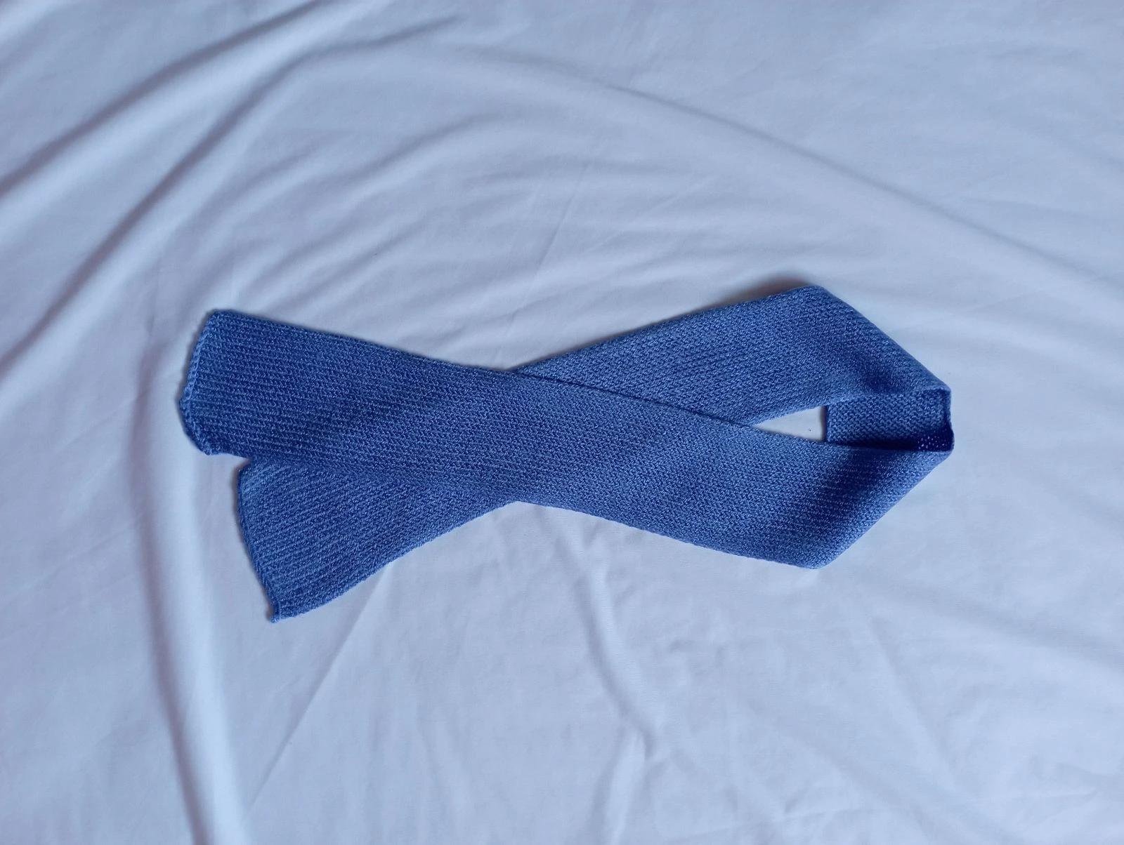 Écharpe en maille enfant bleue